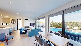 Periyiali Konnos Villas Beach Resort