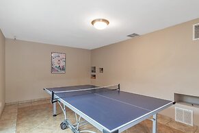 Arizona Southwest Decor - Between Phoenix And Old Town Scottsdale At S