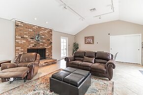 Arizona Southwest Decor - Between Phoenix And Old Town Scottsdale At S