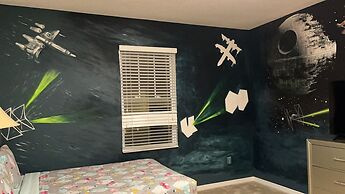 Luxury 13 Bedroom Disney Villa Pool SPA Game Room WI-FI 13 Villa by Re