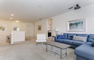 Beautiful 9 bedroom pool home located in the Solterra Resort! 9 Home b