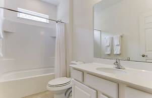 Beautiful 9 bedroom pool home located in the Solterra Resort! 9 Home b