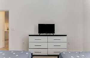 Beautiful 9 bedroom pool home located in the Solterra Resort! 9 Home b