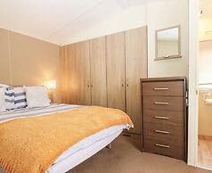 2br-seeps4-beachfront-parking-pool-petsok