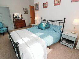 Charlies Cottage