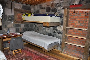 Doğunun Taş Evleri