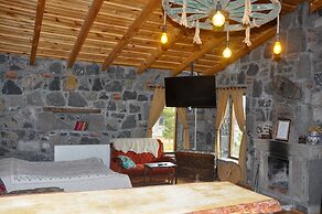 Doğunun Taş Evleri