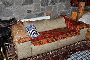 Doğunun Taş Evleri