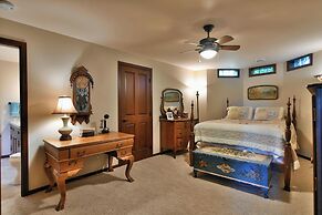 Golf Road Lake House