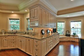 Golf Road Lake House