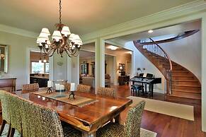 Golf Road Lake House