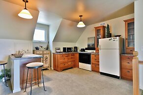 Golf Road Lake House