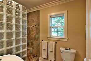 Golf Road Lake House