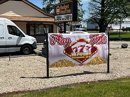 Budget Host Inn