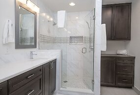 Aspenwood 311 2 Bedroom Condo by RedAwning