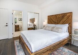 Aspenwood 311 2 Bedroom Condo by RedAwning