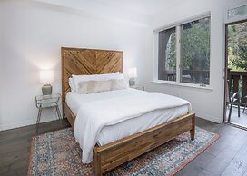 Aspenwood 311 2 Bedroom Condo by RedAwning