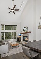 Aspenwood 311 2 Bedroom Condo by RedAwning