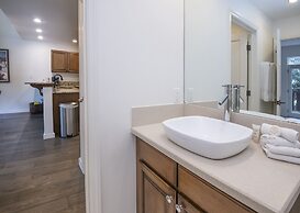 Aspenwood 311 2 Bedroom Condo by RedAwning