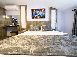 Castle's Light Boutique Hotel