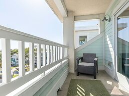 Captains Watch Condos