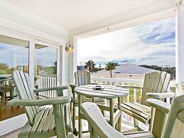 Captains Watch Condos