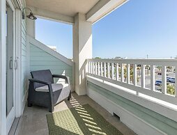 Captains Watch Condos