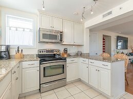 Captains Watch Condos