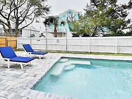 Captain Champs Castaway