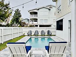 Captain Champs Castaway