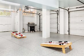 Captain Champs Castaway