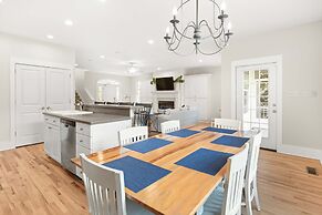 Captain Champs Castaway