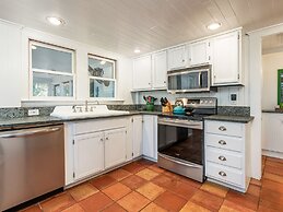 Guiding Light Cottage