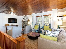 Guiding Light Cottage