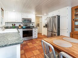 Guiding Light Cottage