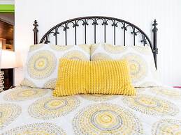 Guiding Light Cottage