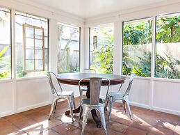 Guiding Light Cottage