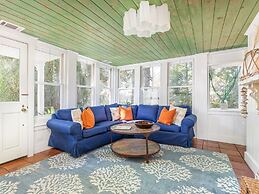 Guiding Light Cottage