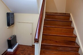 Inviting 3-bed Apartment In The City