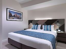 Melbourne Suites