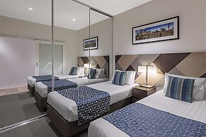 Melbourne Suites