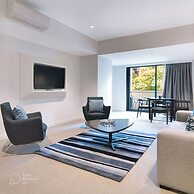 Melbourne Suites