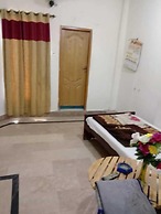 Chinar Guest House