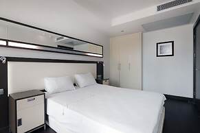 The Four Winds Hotel