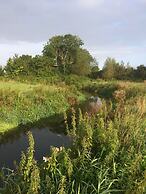 Delightful 4BD Home Full of Flair Edenbridge Kent