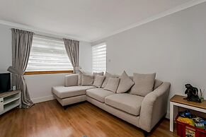 Centrally Situated 1 Bedroom House in Cumbernauld