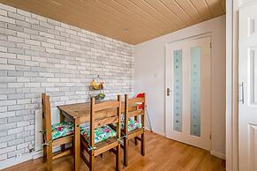 Centrally Situated 1 Bedroom House in Cumbernauld