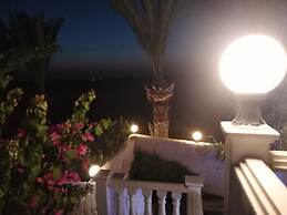 Coral Garden Villa !!