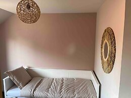 Ayana Suite 2 Bedroom Suite With Garage Knokke