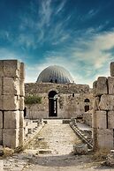 The Royal Luxury Superior Queen cot